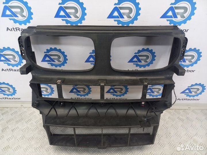 Дефлектор радиатора Bmw X5 E70 3.0 M57N2. дизель