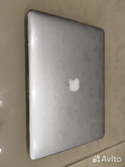 Apple Macbook Air 13 2011 mid
