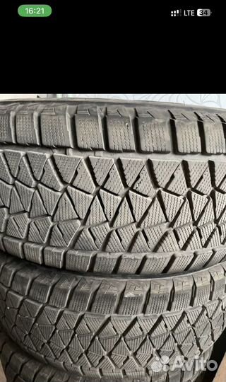 Bridgestone Blizzak DM-V1 285/60 R18