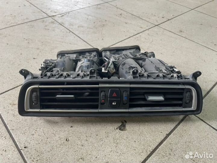 Воздуховод салона передний Bmw 750Li F02 N63TU