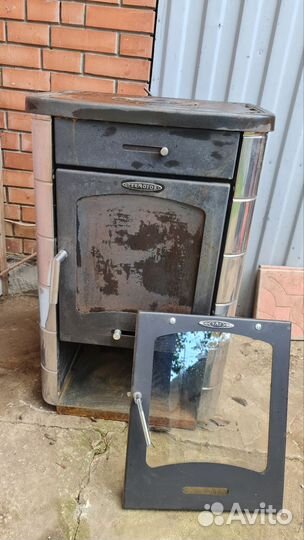 Отопительно-варочная печь, камин