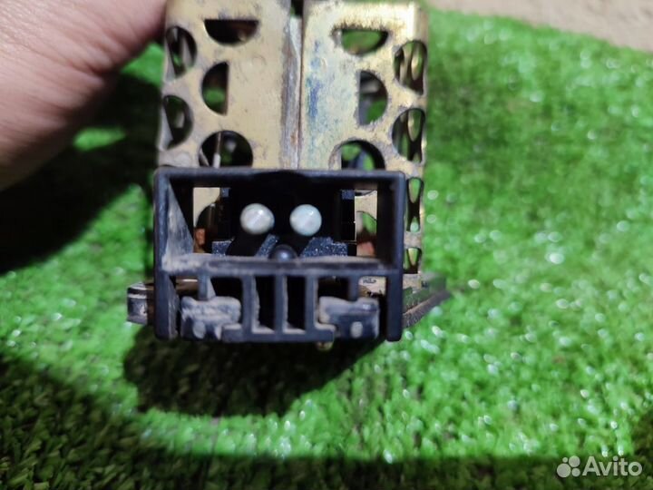 Резистор печки Mercedes-Benz w124 w201