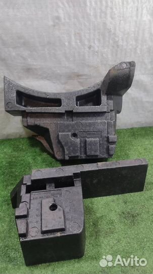 Ящик для инструментов Nissan X-Trail T30 2003