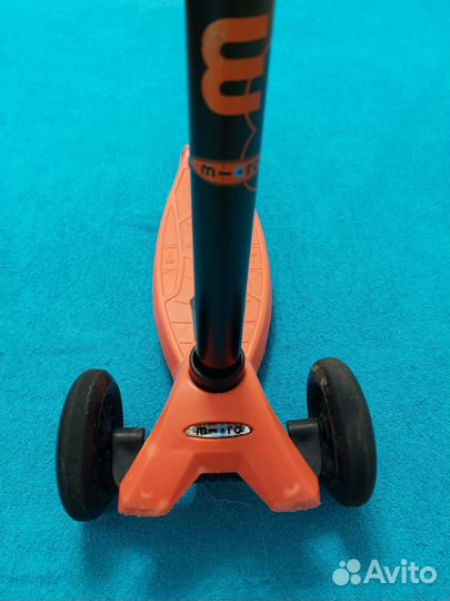 Трехколесный самокат Micro Maxi T