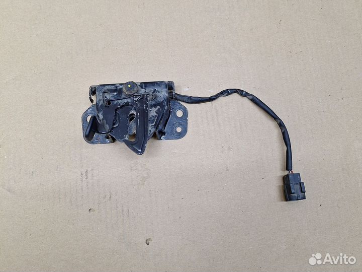 Замок капота Hyundai h1 Hyundai Grand Starex