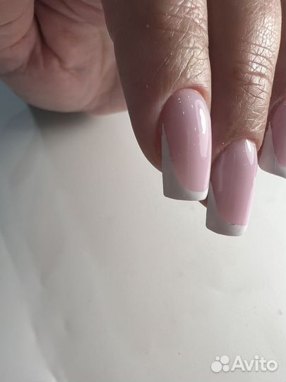 Маникюр педикюр