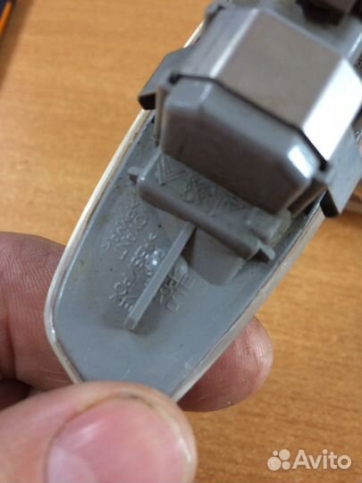 Peugeot Citroen повторитель поворота правый б/у