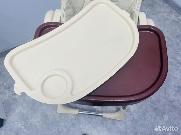 Стульчик для кормления luxmom