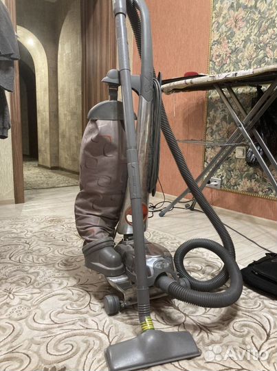 Пылесос kirby-G10E