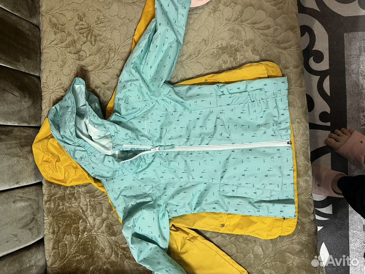 Куртка для девочки ветровка