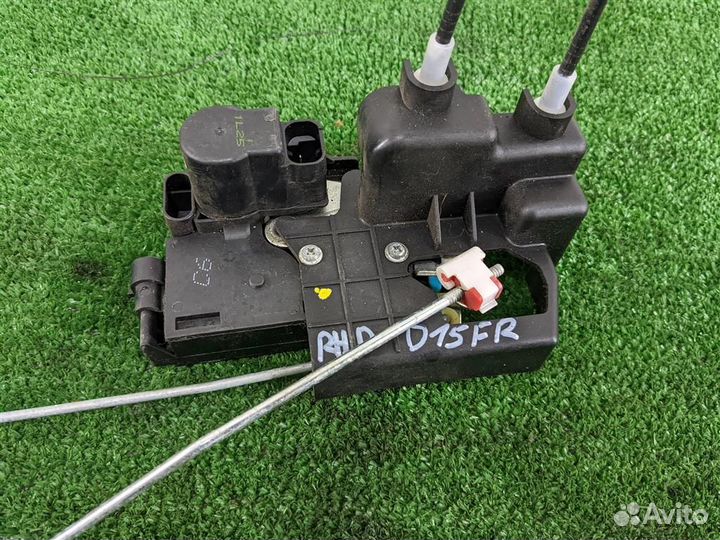 Замок двери передней правой Ssangyong Actyon NEW