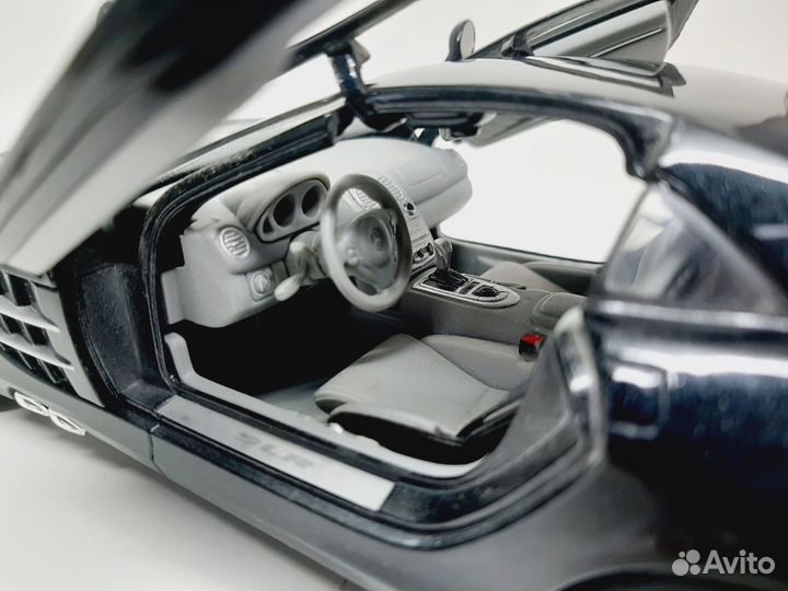 Mercedes-Benz SLR McLaren (Maisto 1:18)