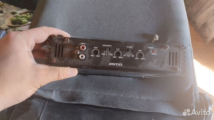 Автомобильный усилитель