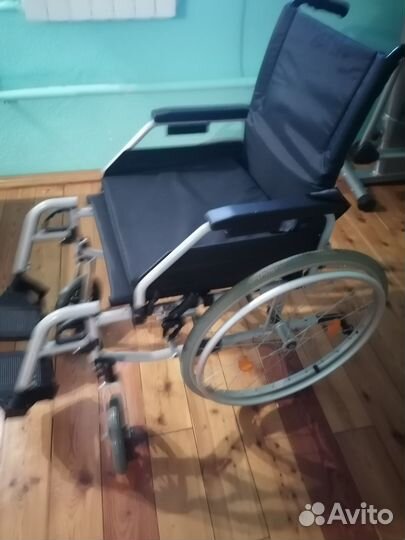 Инвалидная коляска новая