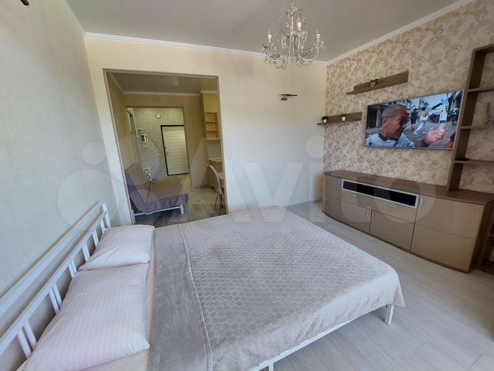 1-к. квартира, 42 м², 13/15 эт.