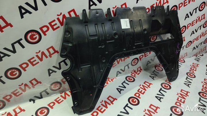 Защита двигателя Volkswagen Passat 3C5 BVY