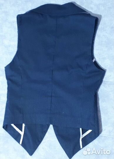 Жилетка для девушки школьный