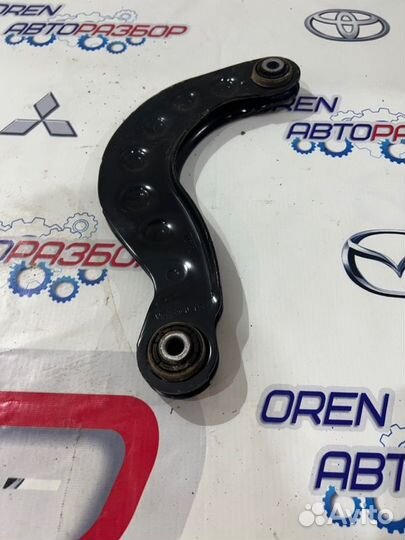 Рычаг подвески верхний задний правый Ford Focus 3