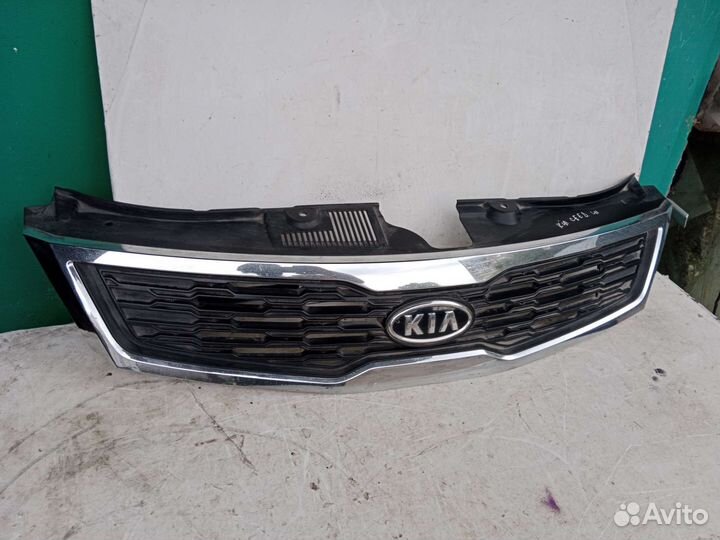 Решетка радиатора Kia Ceed 1