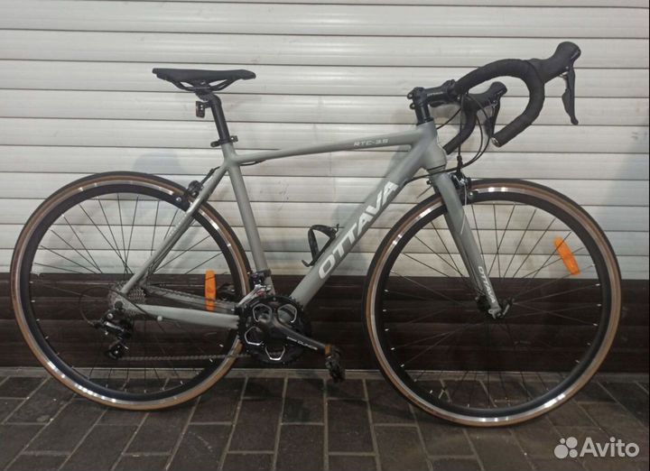Продам шоссейный велосипед ottava