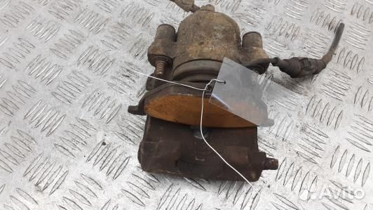 Суппорт тормозной передний левый skoda octavia A5