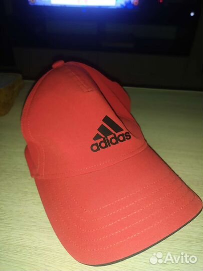 Бейсболка мужская adidas