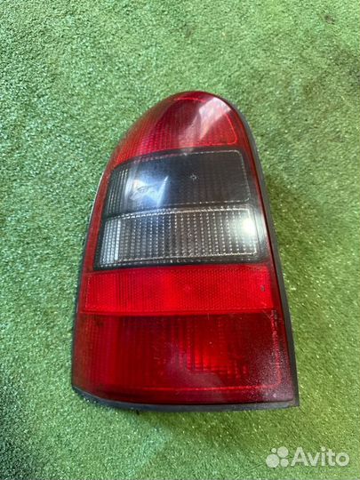 Задняя левая фара Opel Vectra B универсал X16XEL