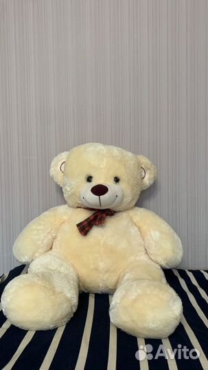 Большие плюшевые медведи