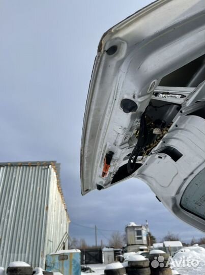 Крышка багажника Skoda octavia a4