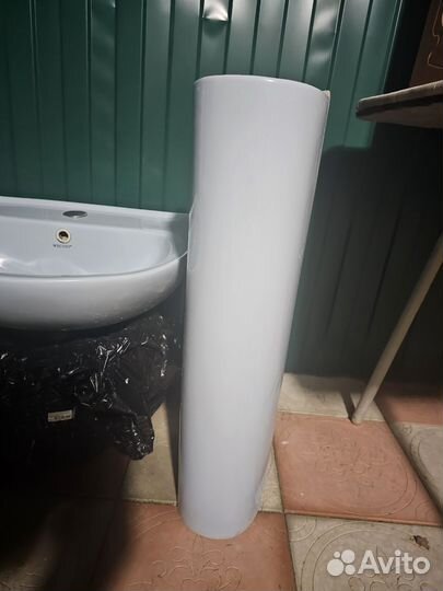 Раковина с пьедесталом