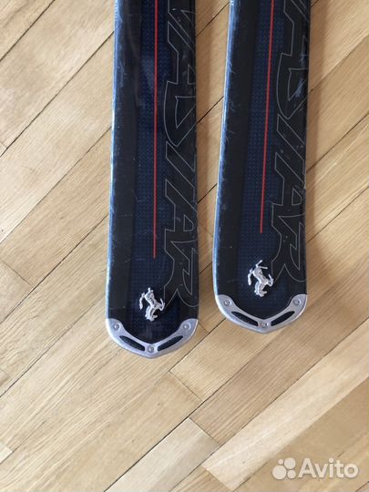 Горные лыжи Ferrari