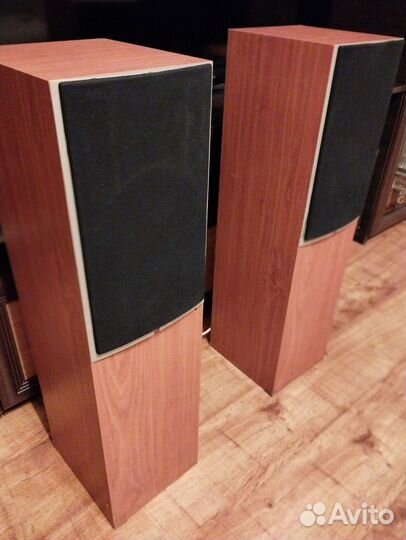 Колонки Wharfedale Diamond 8.3