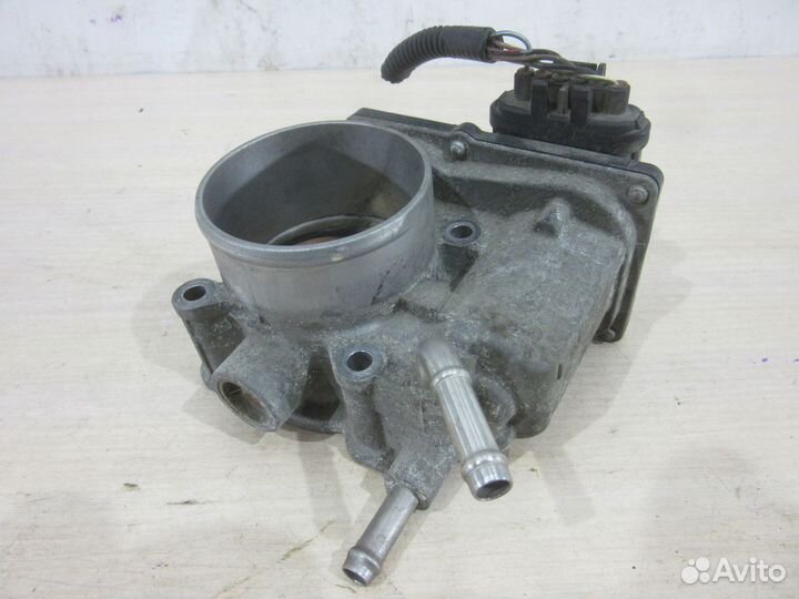 Заслонка дроссельная эл. Toyota Avensis II