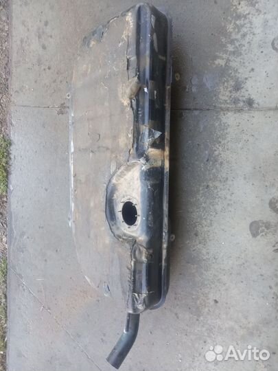 Топливный бак 