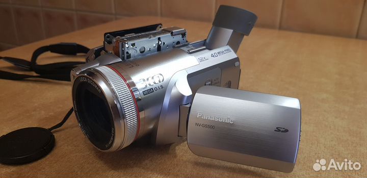 Цифровая видеокамера Panasonic NV-GS500