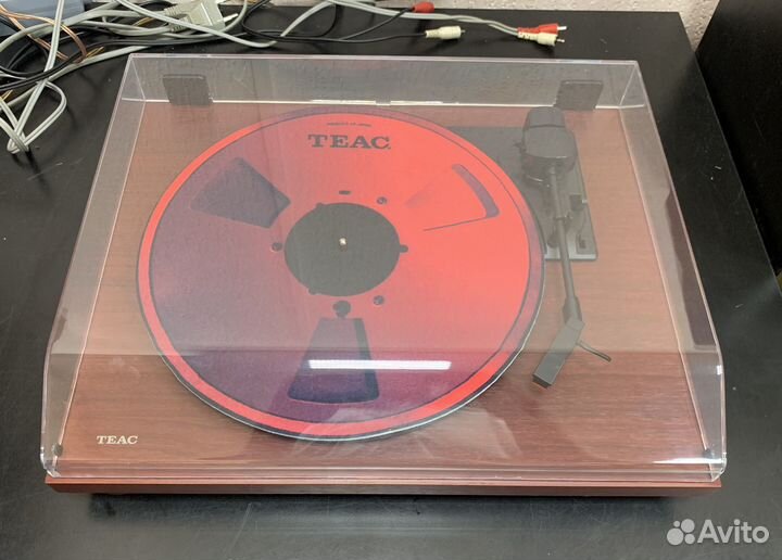 Проигрыватель винила Teac TN-180BT