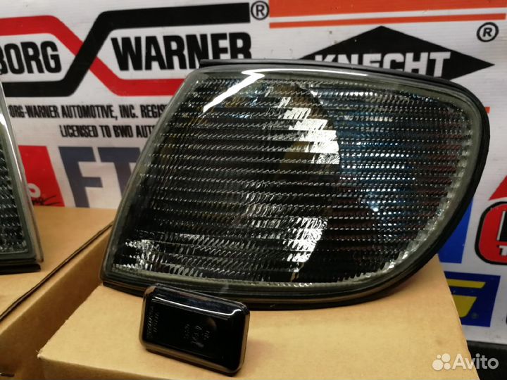 Темные передние поворотники А6 С4