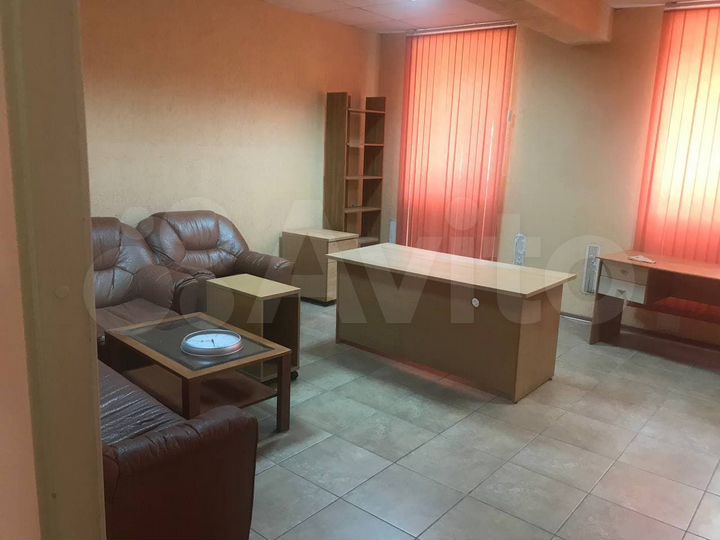 Свободного назначения, 180 м²