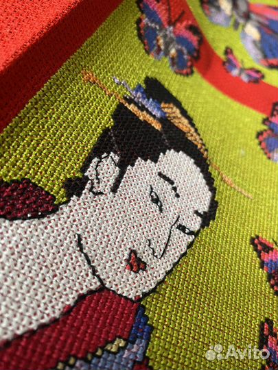 Картина вышитая крестом ручная работа