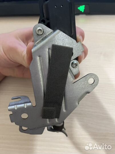 Активатор замка багажника ford fusion