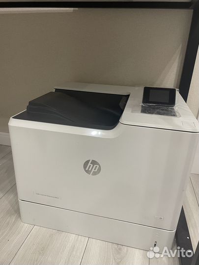 Принтер HP Color laserjet Enterprise M652
