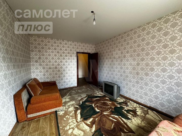 2-к. квартира, 58,9 м², 1/17 эт.