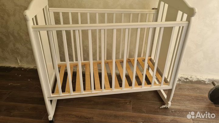 Кроватка детская+содержимое к ней