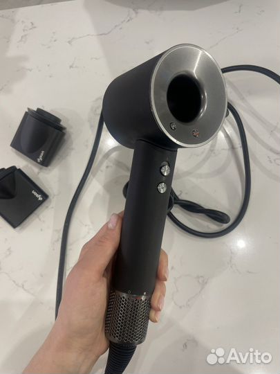 Фен Dyson Supersonic