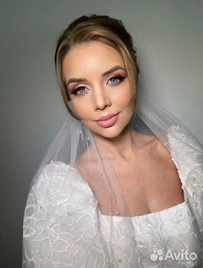 Модель визажист макияж укладки прически