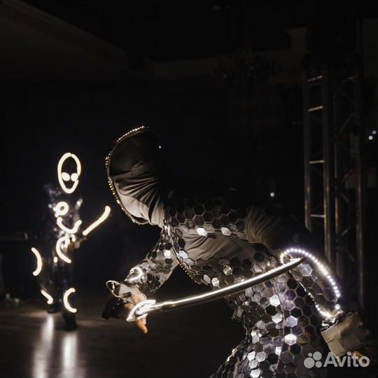 Световое шоу InSiGma, Холодные фонтаны