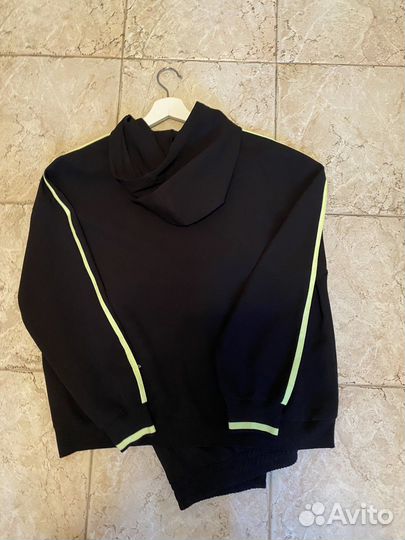 Спортивный костюм zara