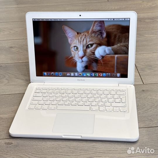 Apple MacBook 13 дюймов в идеальном состоянии