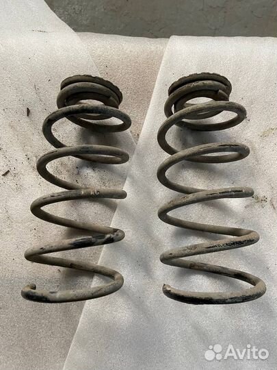 Пружины задней подвески Opel Corsa D комплект 2шт