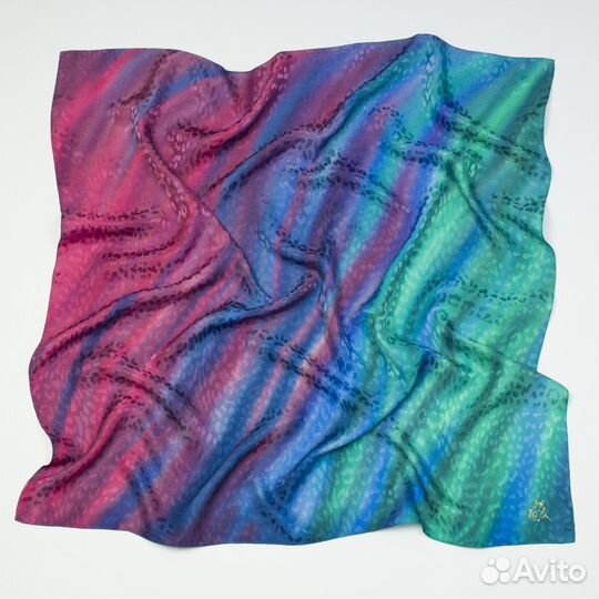 Эксклюзивные шёлковые платки с ручным крашением